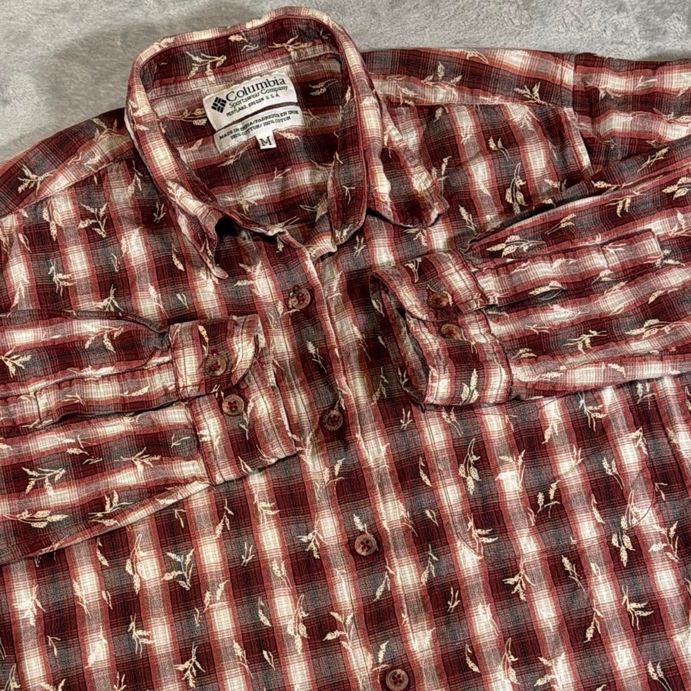 Y2K Vintage Columbia Leaf Light Button-Up Shirt | Red White Plaid | Medium